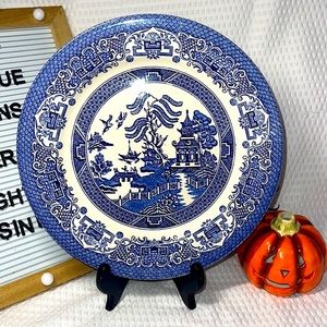 Blue Willow England EIT Ironstone Dinner Plates 
Measures approx. 10 1/2"